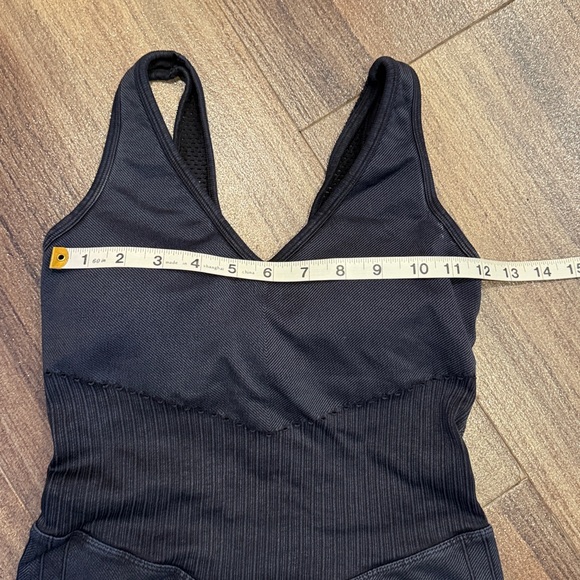 JoyLab Black Ribbed V-Neck One-Piece - Picture 3 of 6